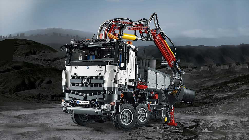 LEGO Technic Mercedes-Benz Arocs 3245