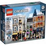 10255 LEGO® EXCLUSIVE Assembly Square