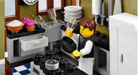 10243 LEGO® EXCLUSIVE Parisian Restaurant