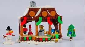 40602 LEGO® Winter Market Stall