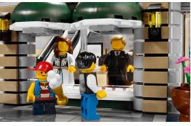 10211 LEGO® EXCLUSIVE Grand Emporium