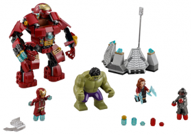 76031 LEGO® Super Heroes The Hulk Buster Smash