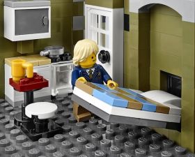 10243 LEGO® EXCLUSIVE Parisian Restaurant