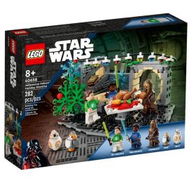 40658 LEGO® STAR WARS™ Millennium Falcon Holiday Diorama