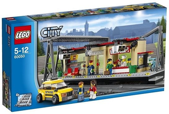 Construction of Lego Brick City Train Station 